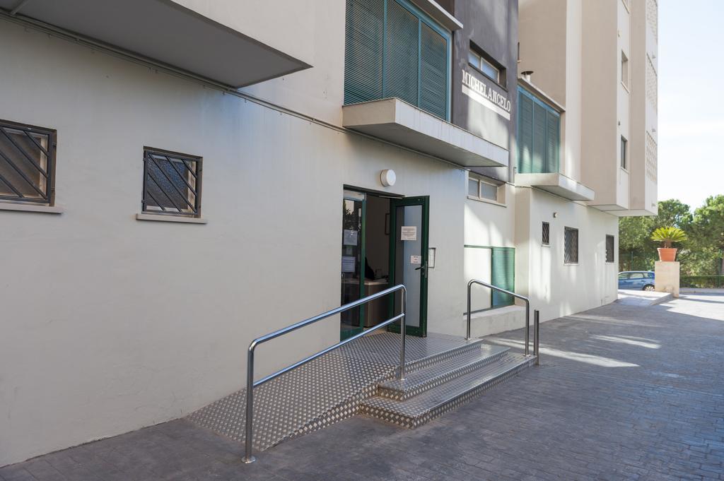 Apartamentos Michel Angelo Benidorm Eksteriør billede